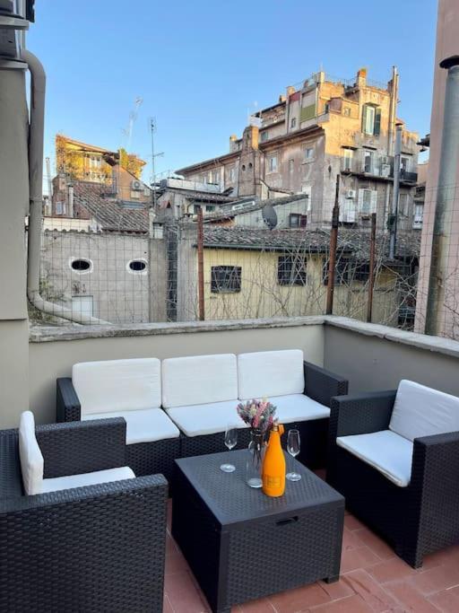 Attico Loft Con Terrazza Via Dei Coronari - * Rome